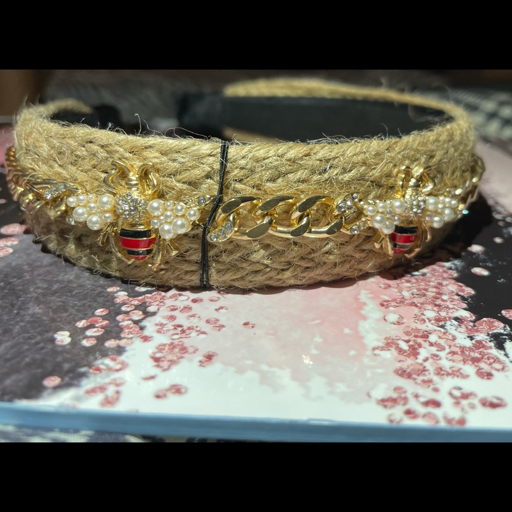 Bee with chain headband